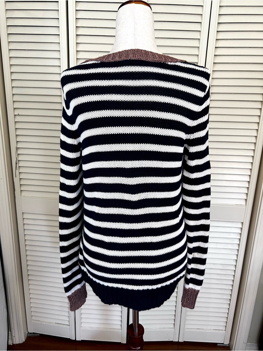 Banana Republic Striped Sweater Navy White Contrast Trim | Size L - Picture 2 of 9